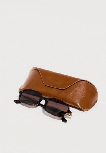 Солнечные очки