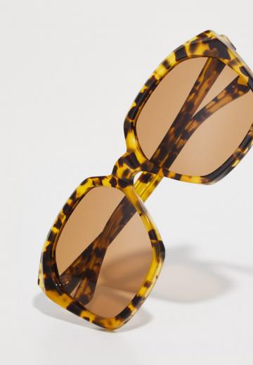 Солнечные очки