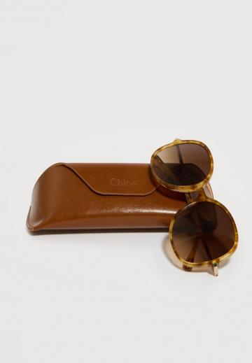 Солнечные очки