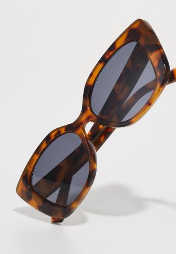 Солнечные очки