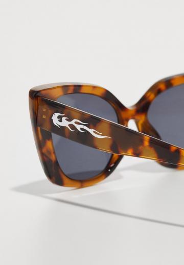 Солнечные очки