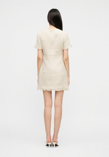 Короткое платье