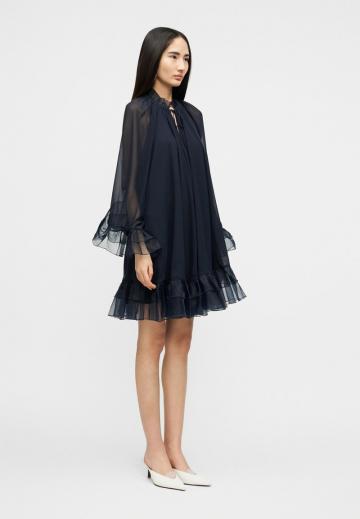 Короткое платье