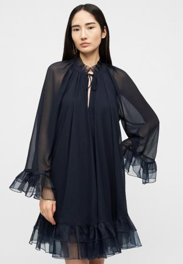 Короткое платье