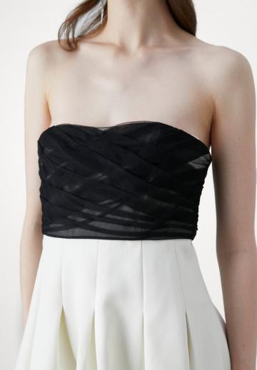 Топ без бретелек