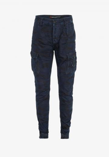 Брюки с накладными карманами