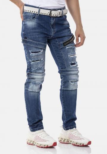 Узкие джинсы