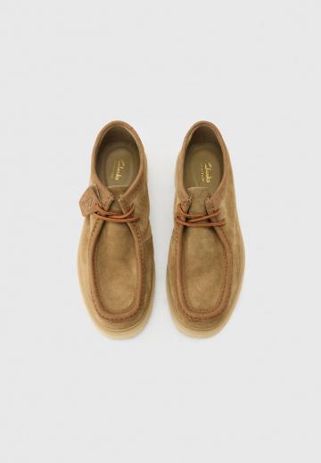 Ботинки на шнуровке