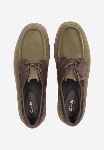 Ботинки на шнуровке