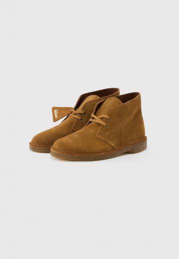 Ботинки на шнуровке