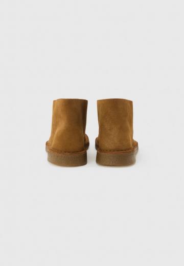 Ботинки на шнуровке