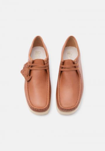 Ботинки на шнуровке