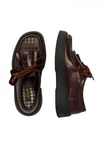 Туфли на шнуровке