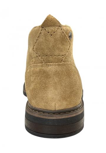 Ботинки на шнуровке