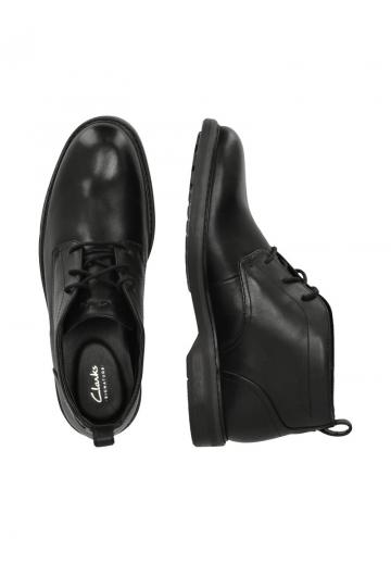 Ботинки на шнуровке