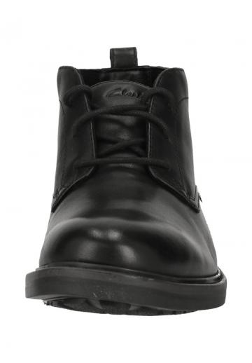 Ботинки на шнуровке