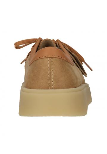 Ботинки на шнуровке