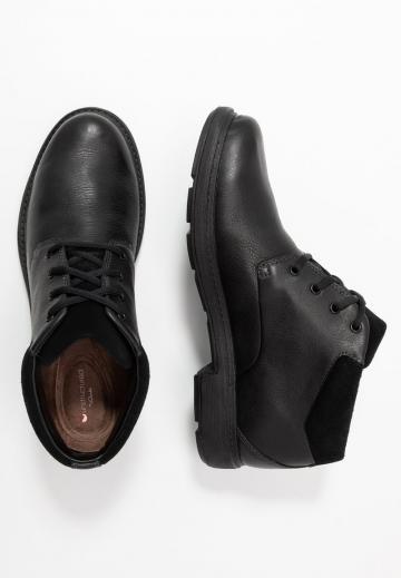 Ботинки на шнуровке