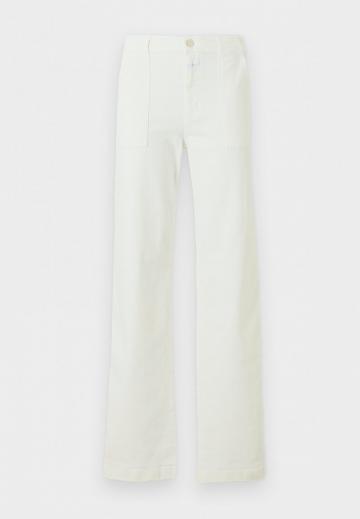 Клешеные джинсы