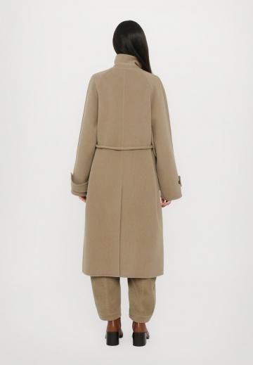 Шерстяное пальто