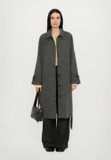 Шерстяное пальто