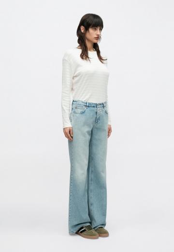 Джинсы бойфренда