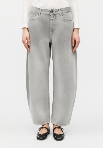 Джинсы бойфренда