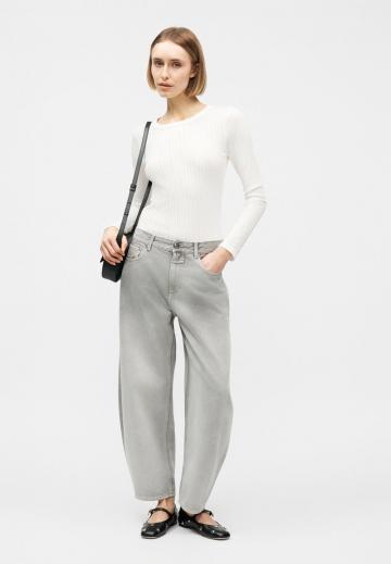 Джинсы бойфренда