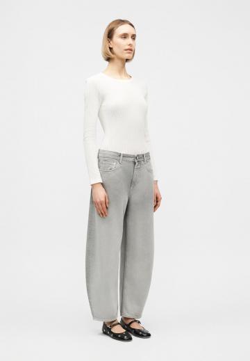 Джинсы бойфренда