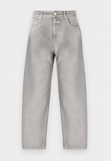 Джинсы бойфренда
