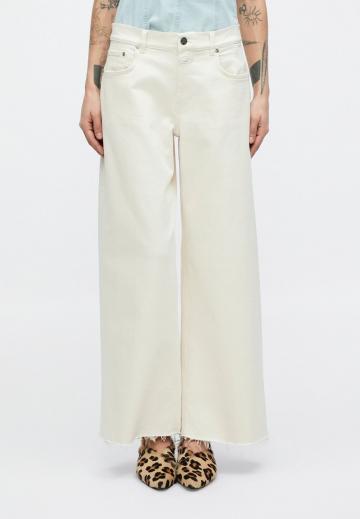 Джинсы бойфренда