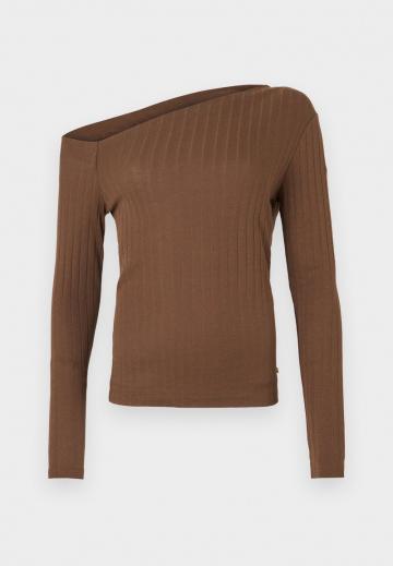 Топ на одно плечо