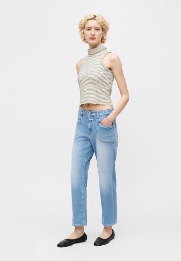 Прямые джинсы