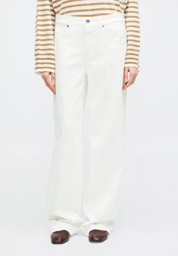 Джинсы бойфренда