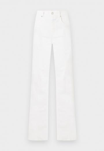 Джинсы бойфренда