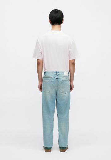 Прямые джинсы