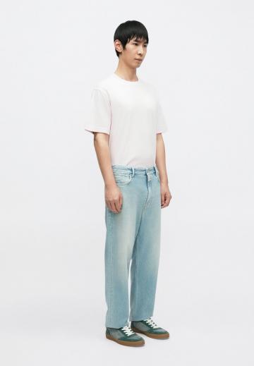 Прямые джинсы