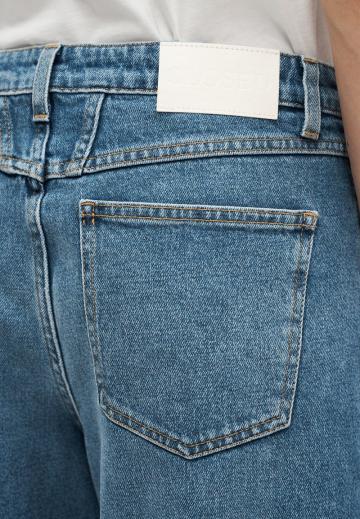 Джинсы бойфренда