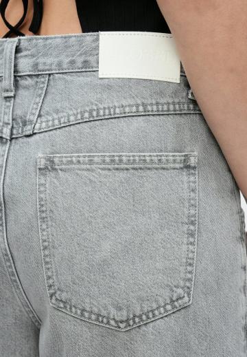 Джинсы бойфренда