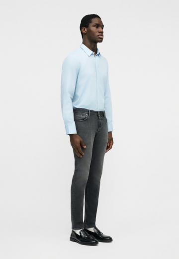 Узкие джинсы