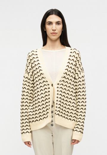 Вязаная кофта