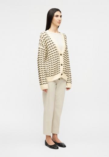 Вязаная кофта