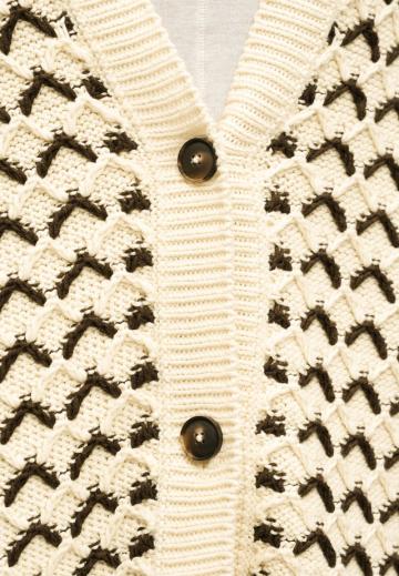 Вязаная кофта