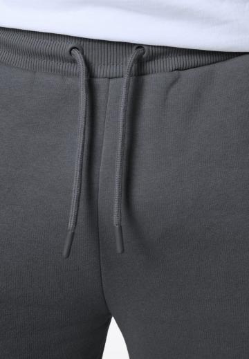 Спортивные штаны