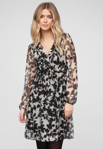 Короткое платье