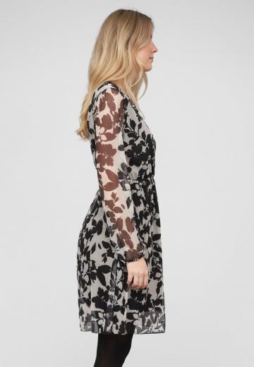 Короткое платье