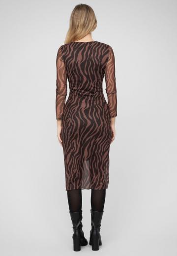 Платье футляр