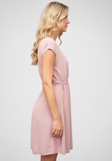 Короткое платье