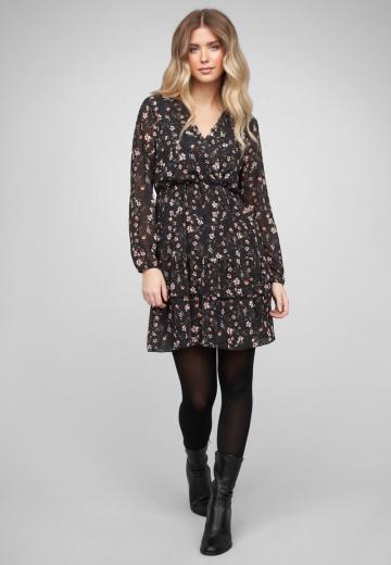 Короткое платье