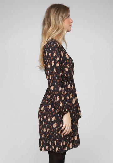 Короткое платье